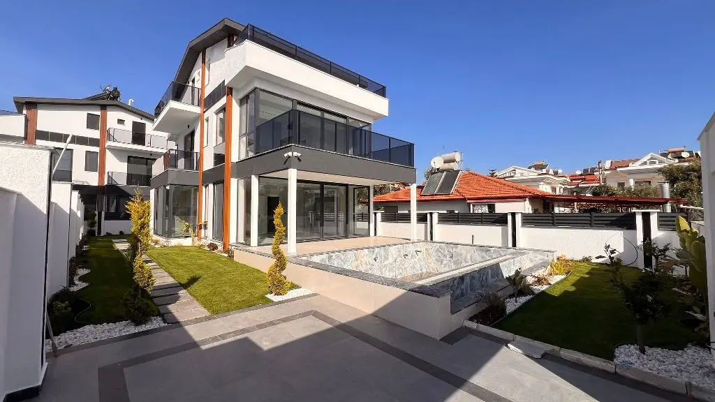 Property in Babatasi